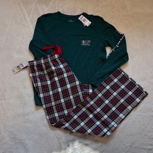 NWT Vineyard Vines Women’s Green and Plaid Pajama Set / Bundle